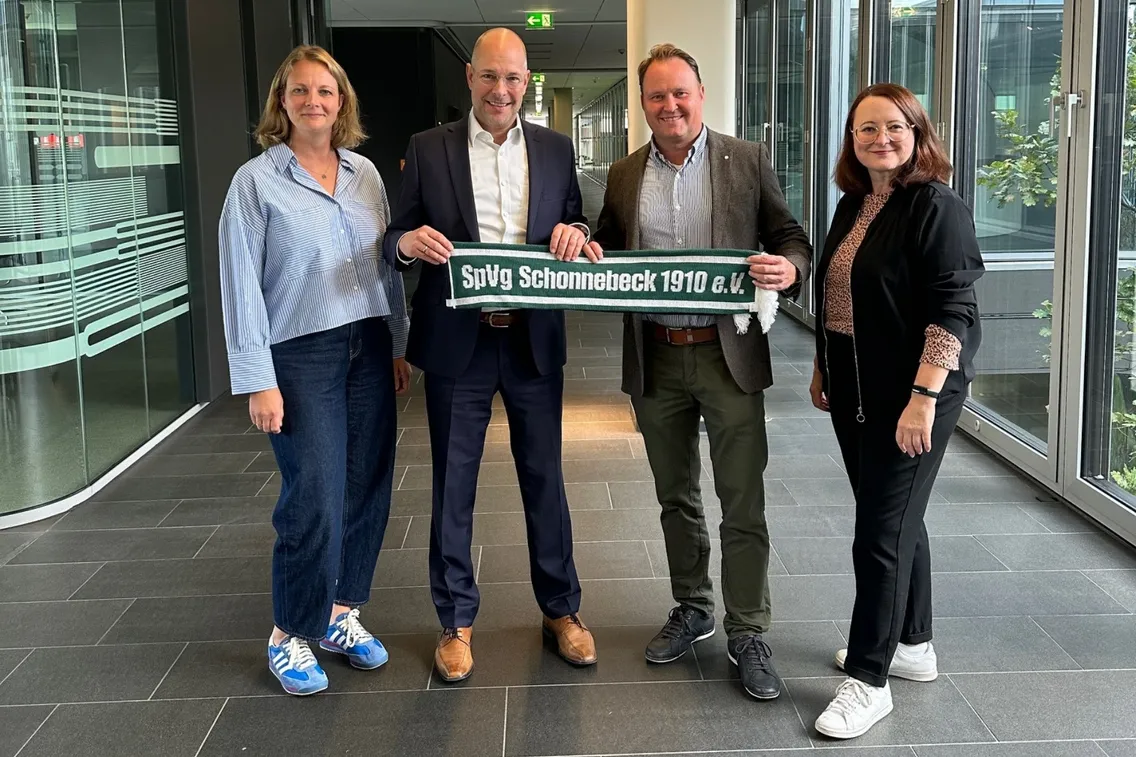 Foto zum Newsartikel Stadtwerke Essen verlängern Exklusiv-Partnerschaft 