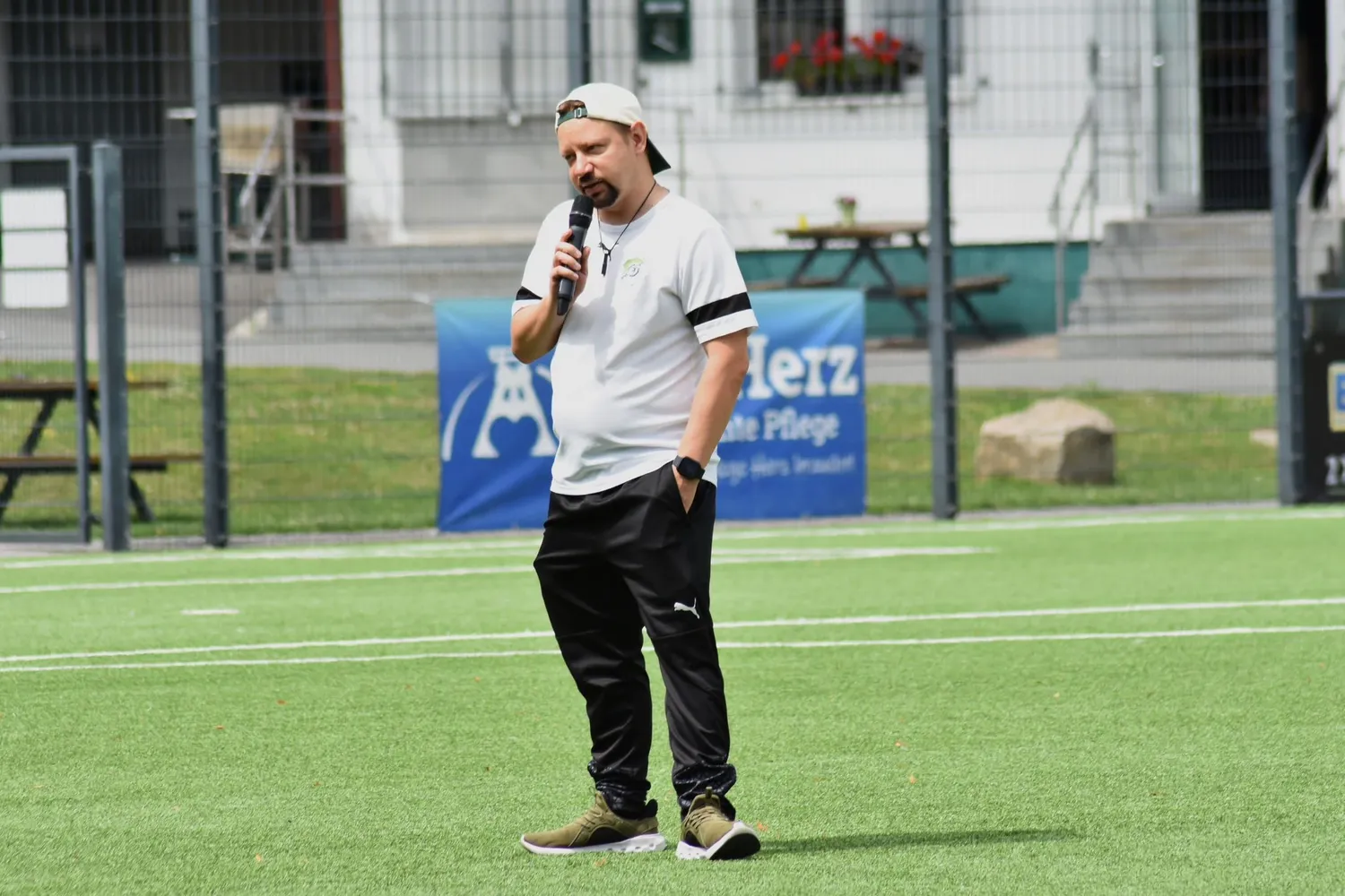 Schwalben verabschieden Carsten Sterna aus dem Vorstand