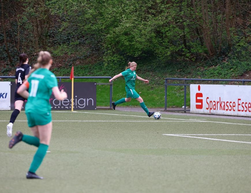 4:1 gegen Vohwinkel - überzeugender Auftritt der 1. Frauen