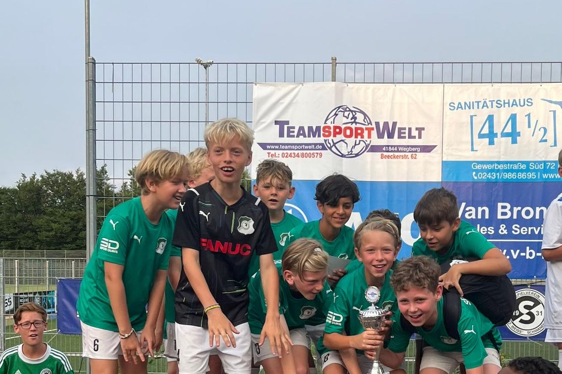 Foto zum Newsartikel Erfolgreiches (Kennenlern-) Trainingslager der E1