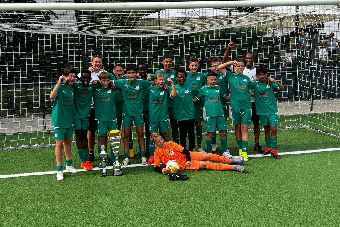 Foto zum Newsartikel Die U13 gewinnt den Geno-Juniorcup 2024