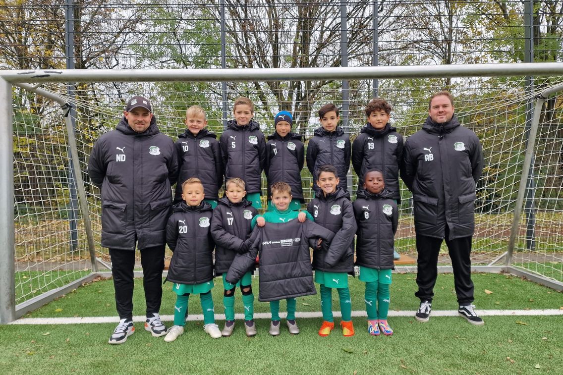 Foto zum Newsartikel Neue Winterjacken für die F3