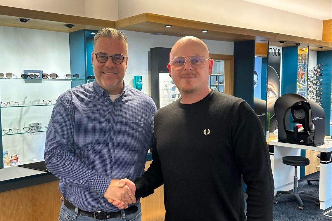 Foto zum Newsartikel Miebach Augenoptik verlängert Vertrag als Classic Partner
